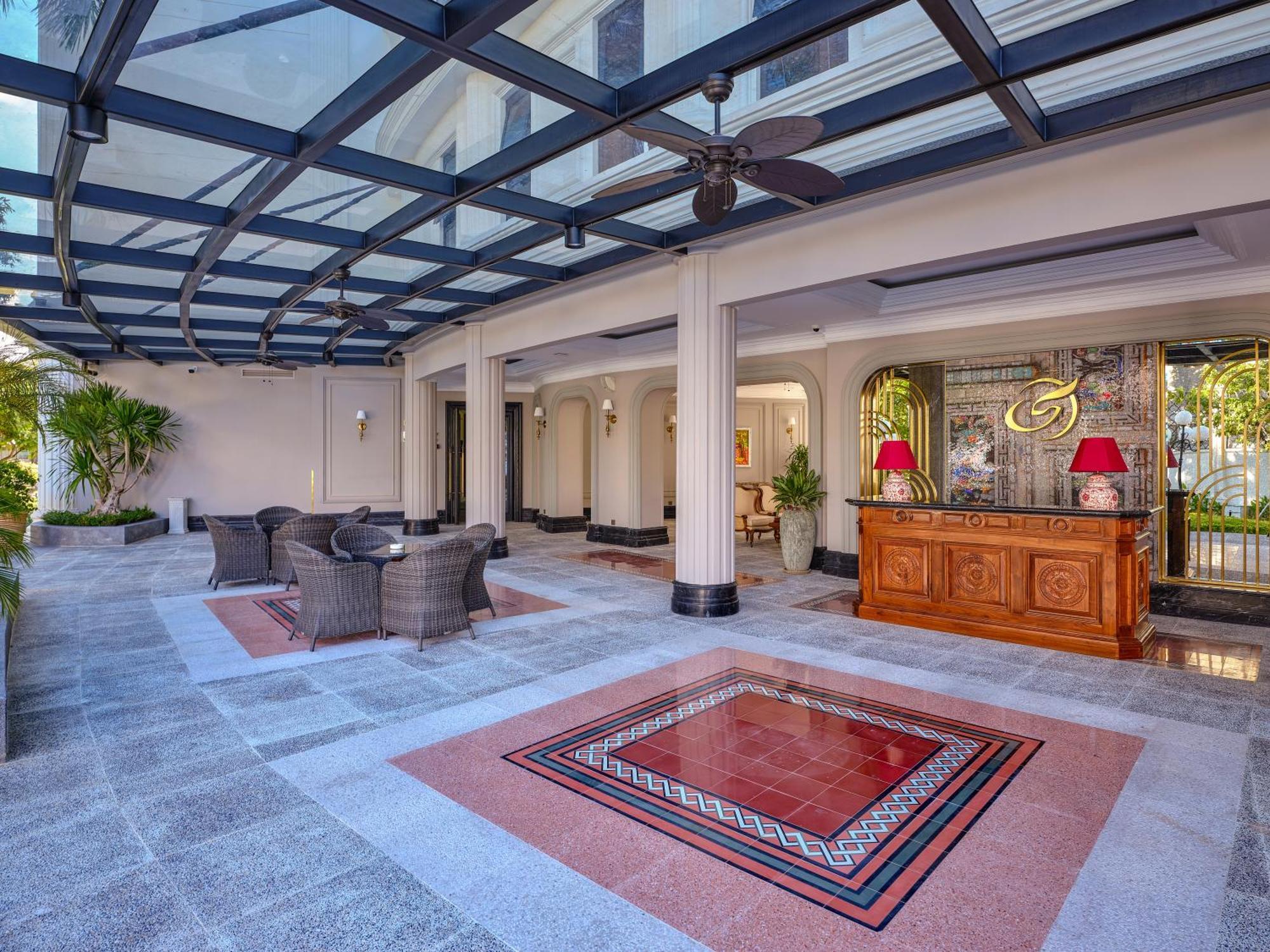 Silk Path Grand Hue Hotel Hotel